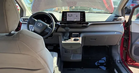 2022 Toyota Sienna Le из США, поврежденный, VIN 5TDKSKFC7NS042041